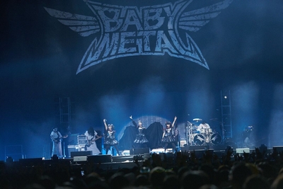 BABYMETAL、メタリカ韓国公演のスペシャルゲストとして登場！