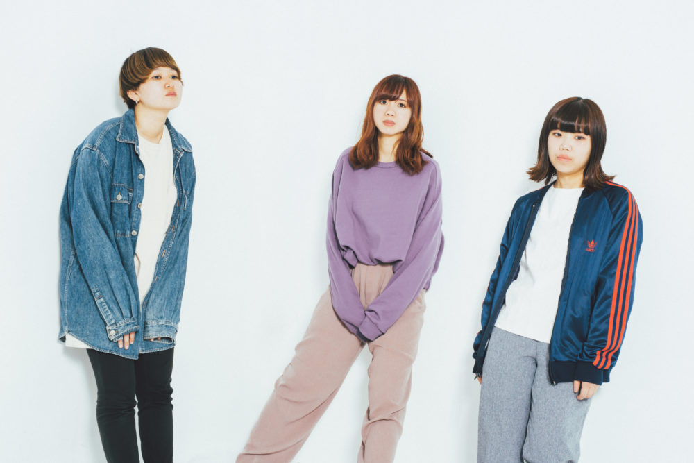 Orange Owl Records所属､大阪・3ピースロックバンドTETORAが